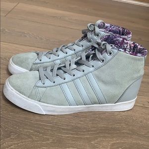 Adidas suede hi-tops 6.5